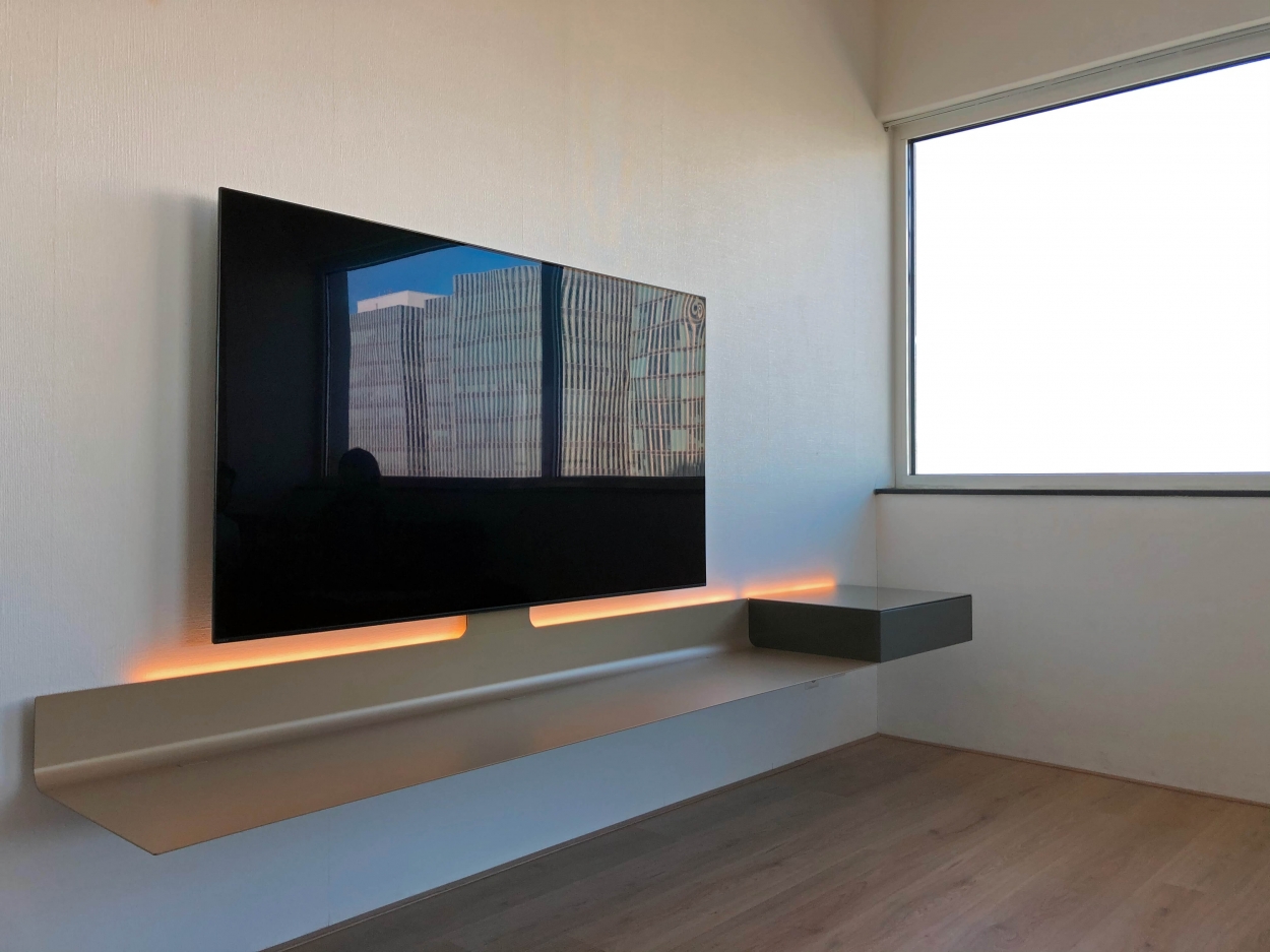 TV-Wandmöbel Spectral Air Champagne