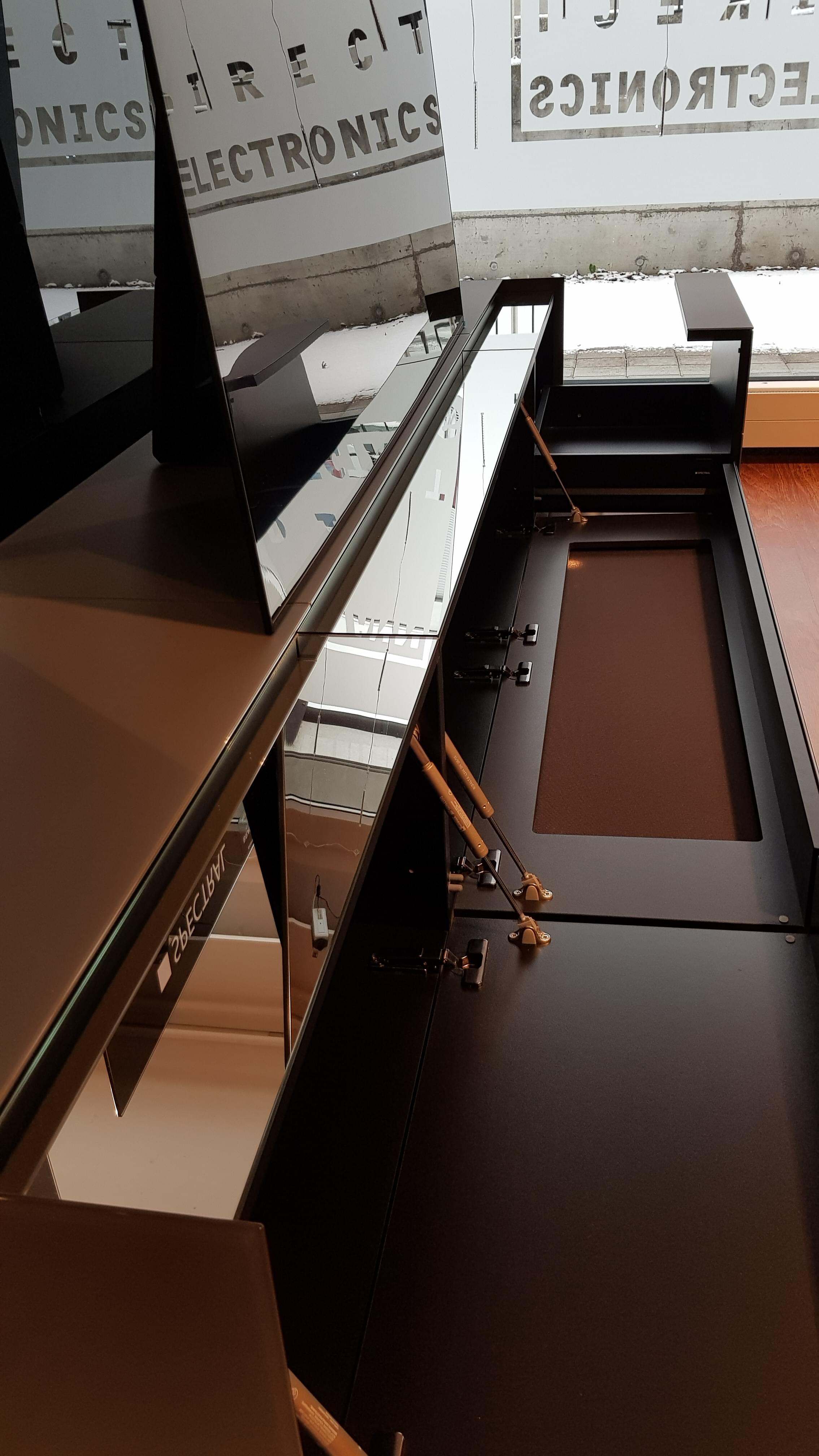 CO2, C05, CO2 Grau Satiniert