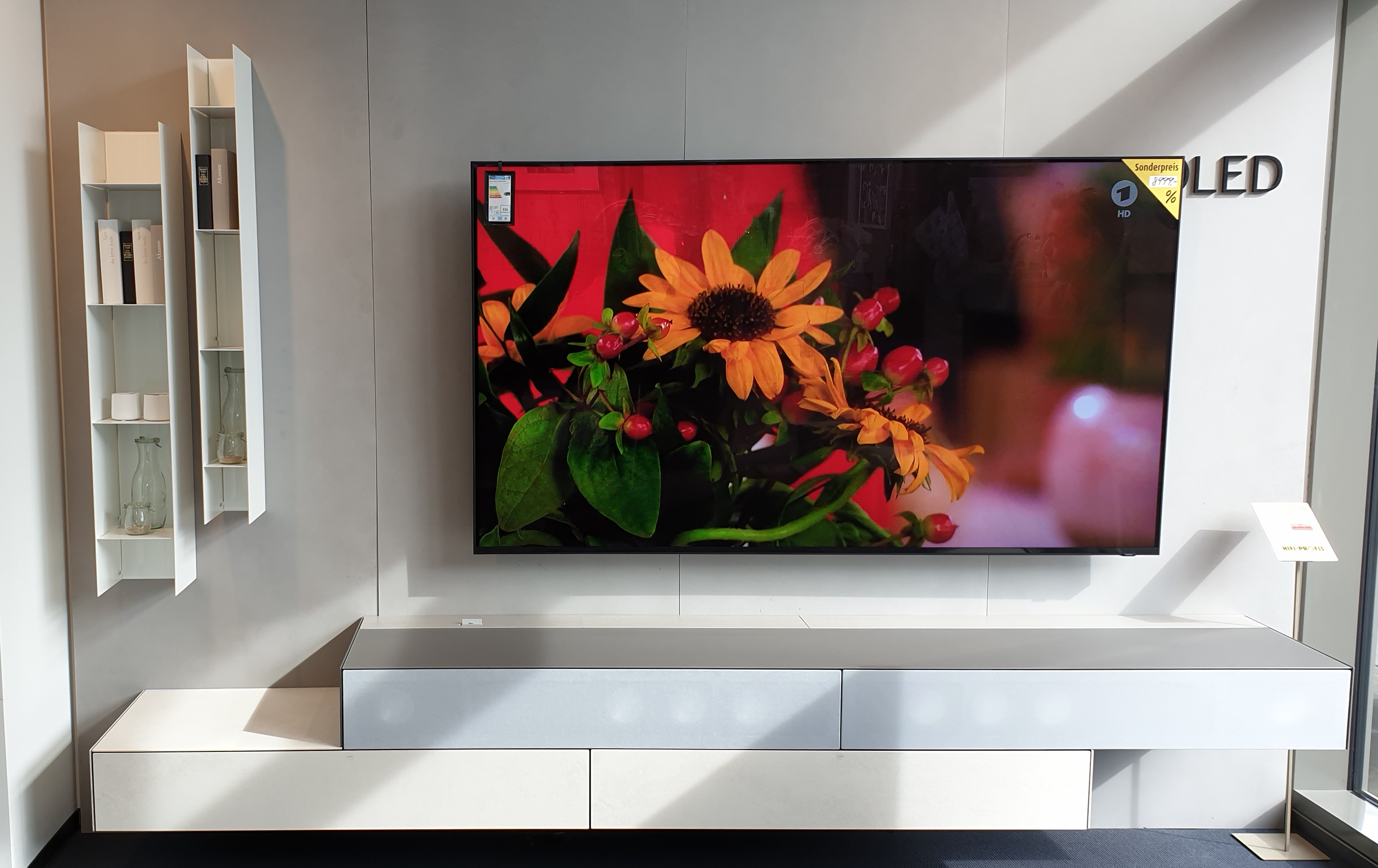 AMENO TV Möbel Lowboard mit aktiv Sound System VRA2