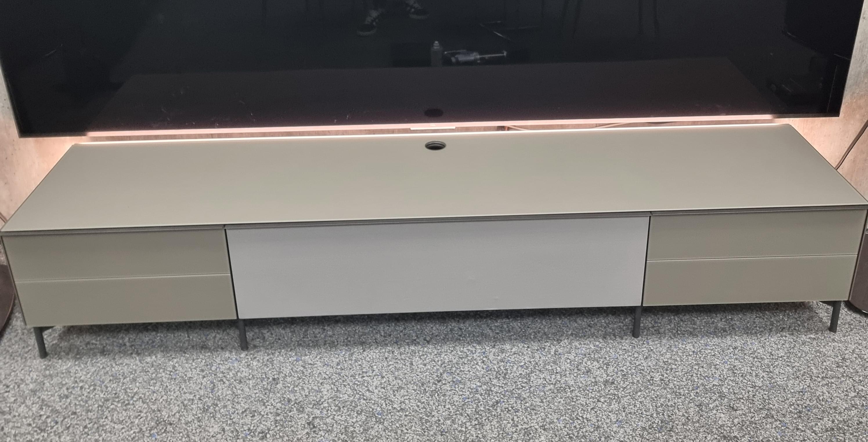 2x SC560 + 1x SC1101