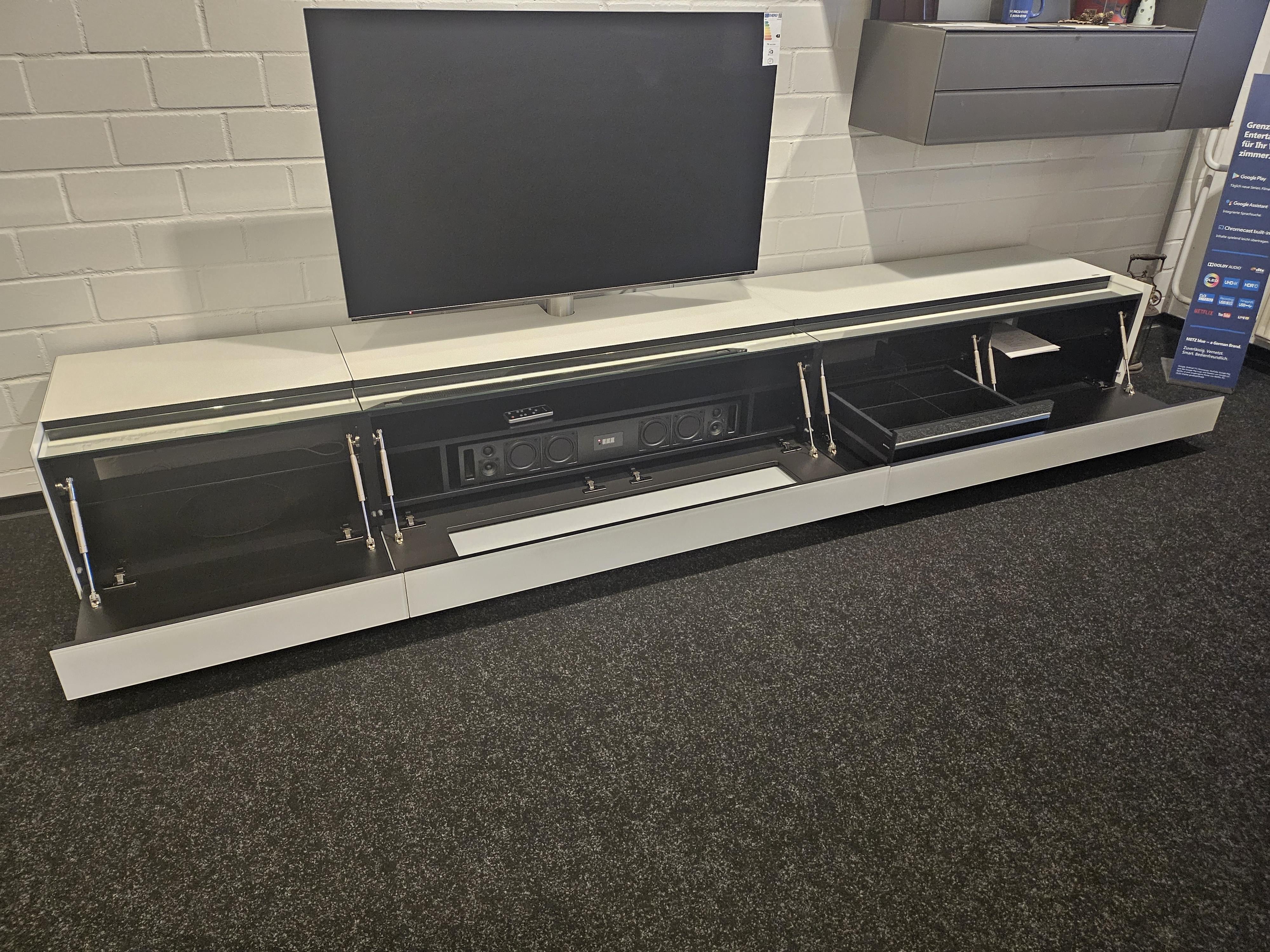 Cocoon Soundboard incl Soundsystem SCA3 und TV-Halter