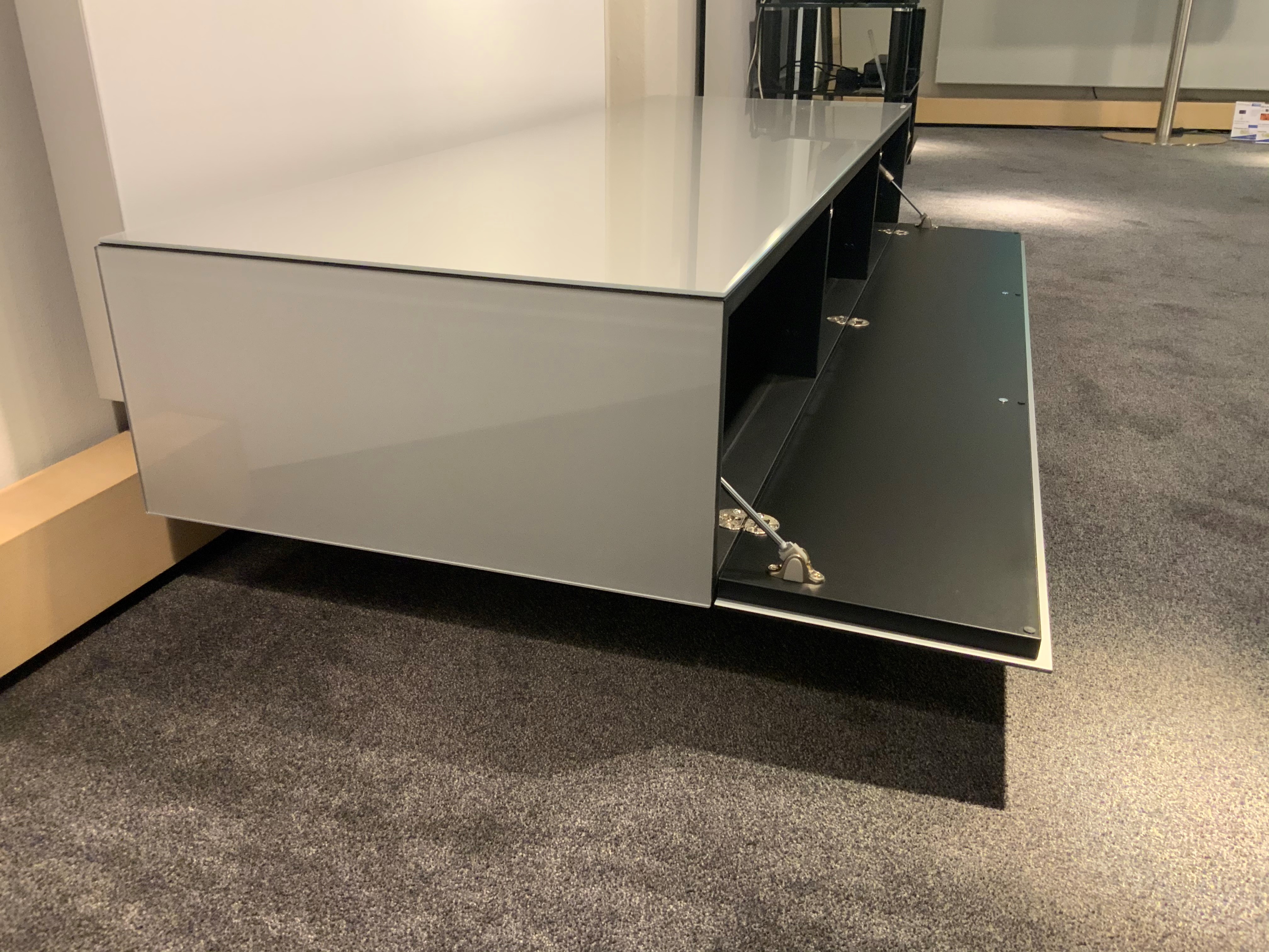 schlicht und elegant