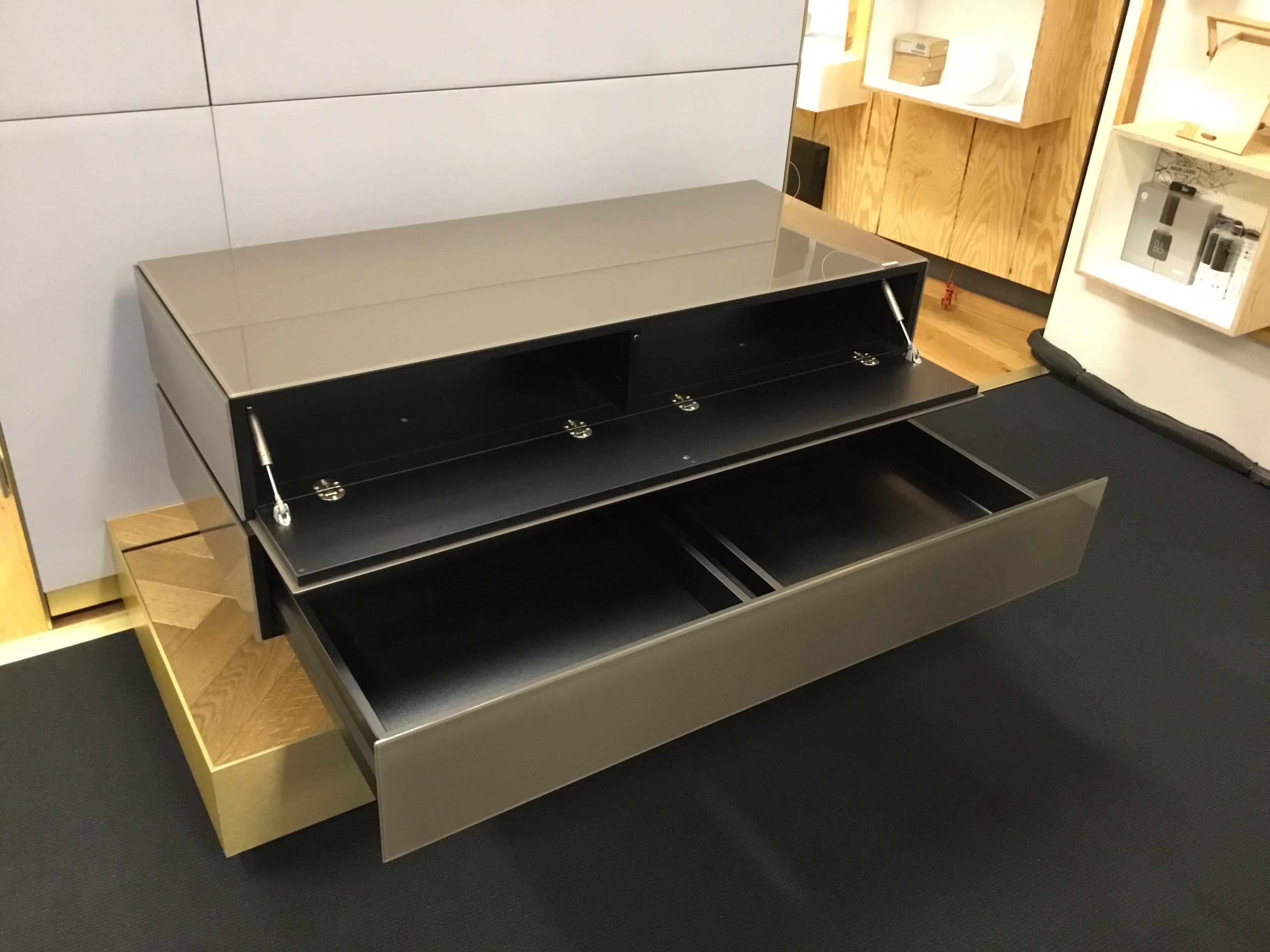 TV Möbel BR1202 mit Klappe und Schublade