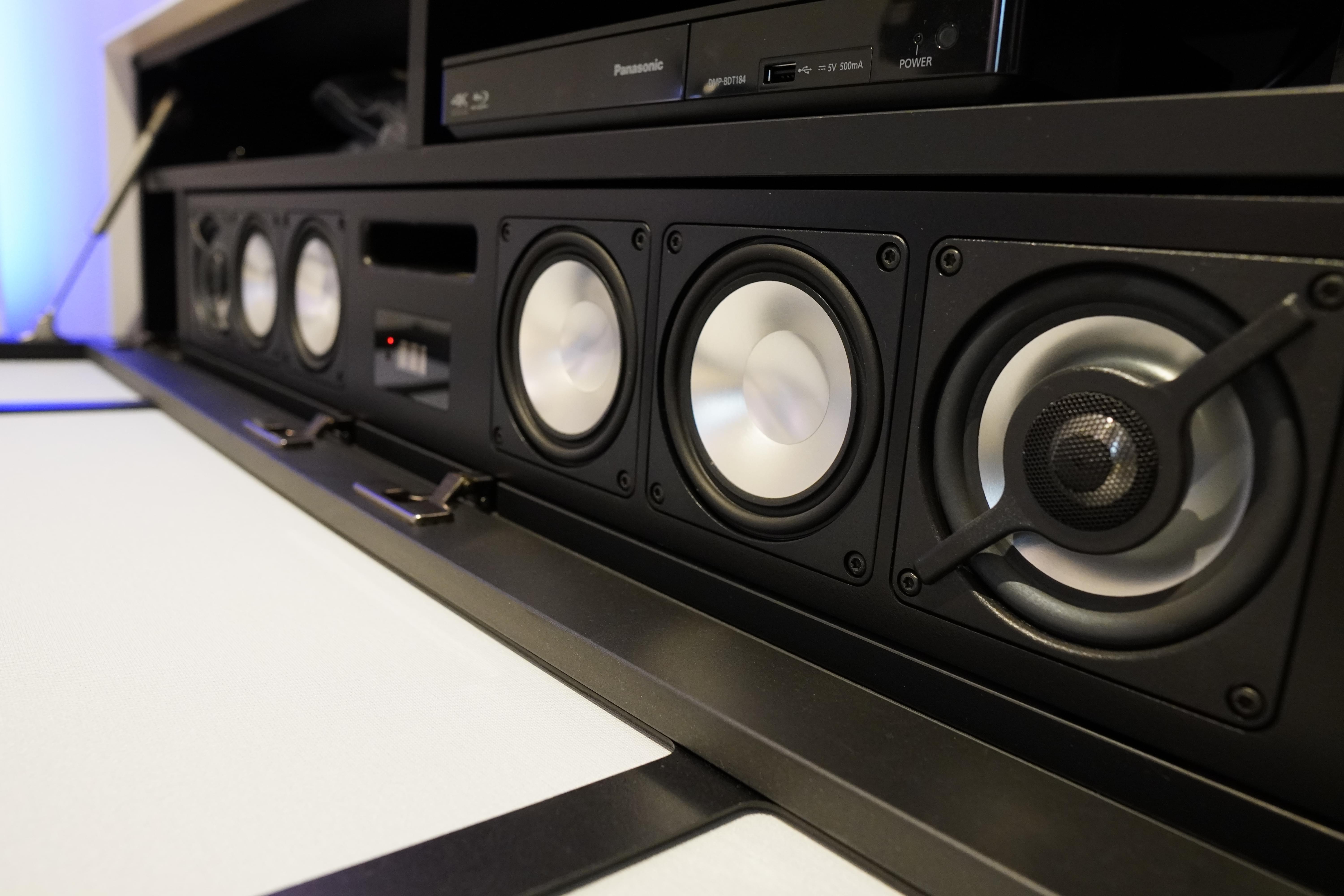 Ameno Lowboard mit Smart Flame + Soundsystem
