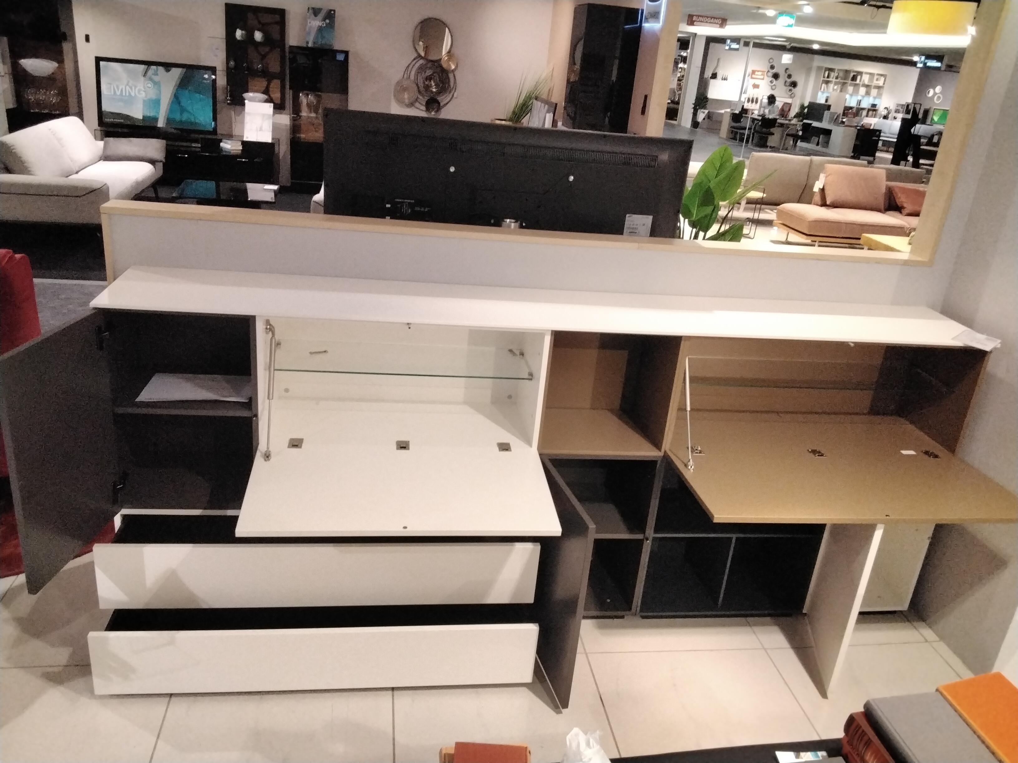 Sideboard / Highboard