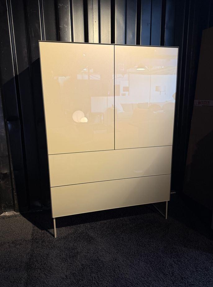 Highboard