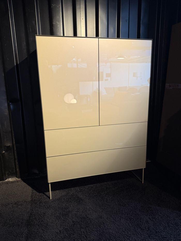 Highboard
