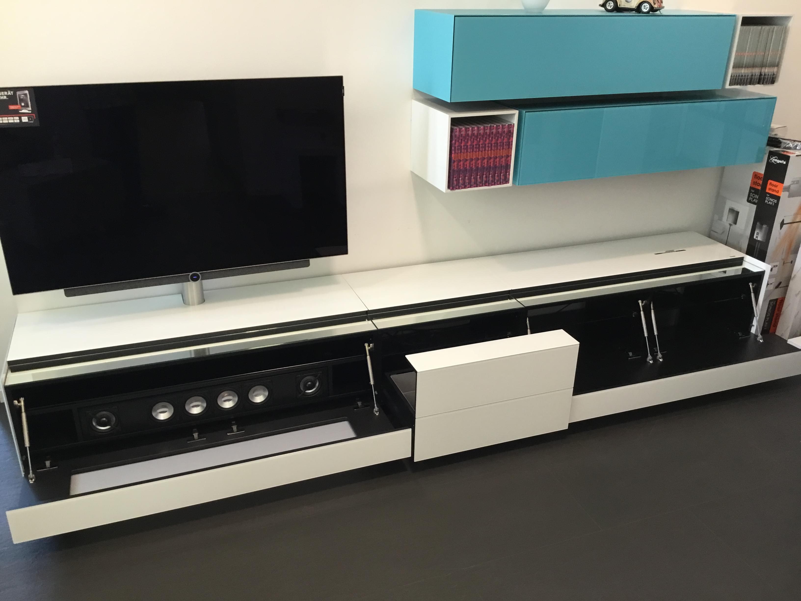 TV MÖBEL Spectral Cocoon mit Canton SCA3 Soundsystem