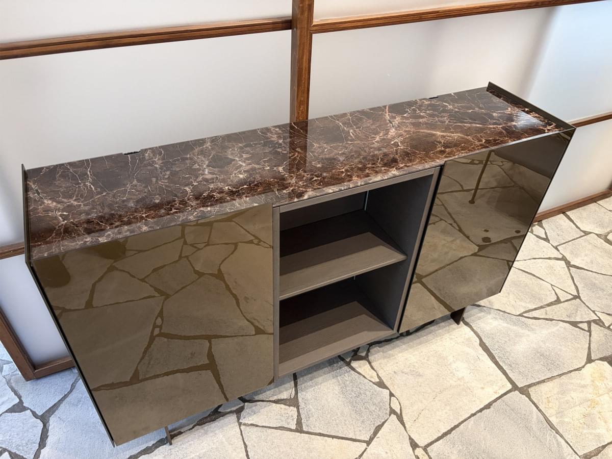 Model 2 Sideboard Marmor / Metallic Glas