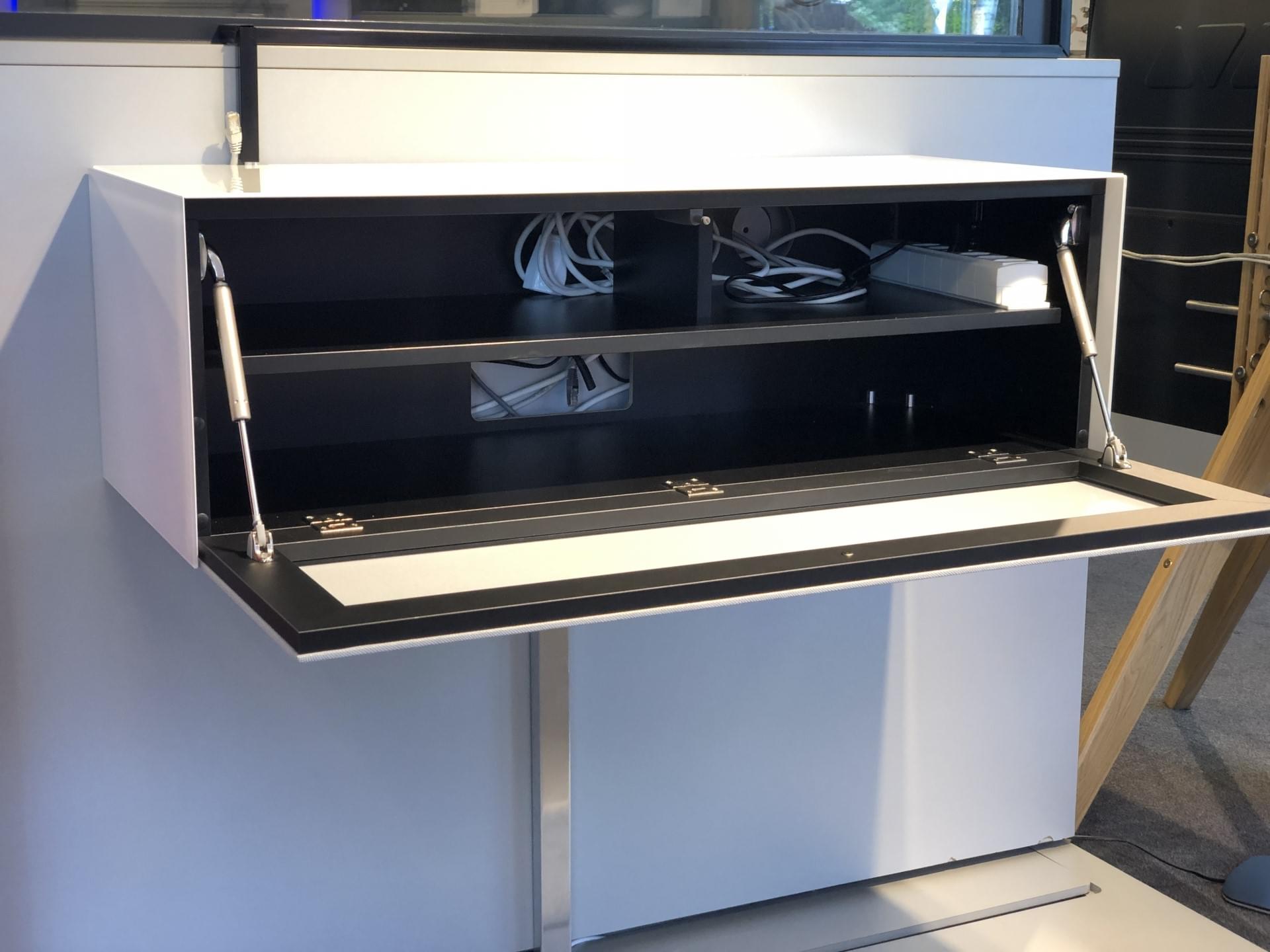 Hängemöbel SMB1 mit Stoff-Front silber