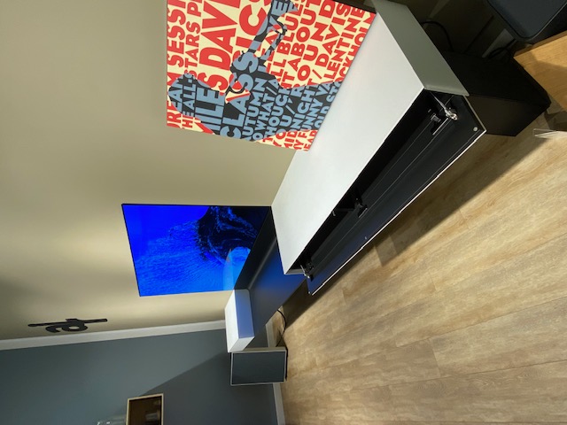 Air Signature + LG 65WX9LA
