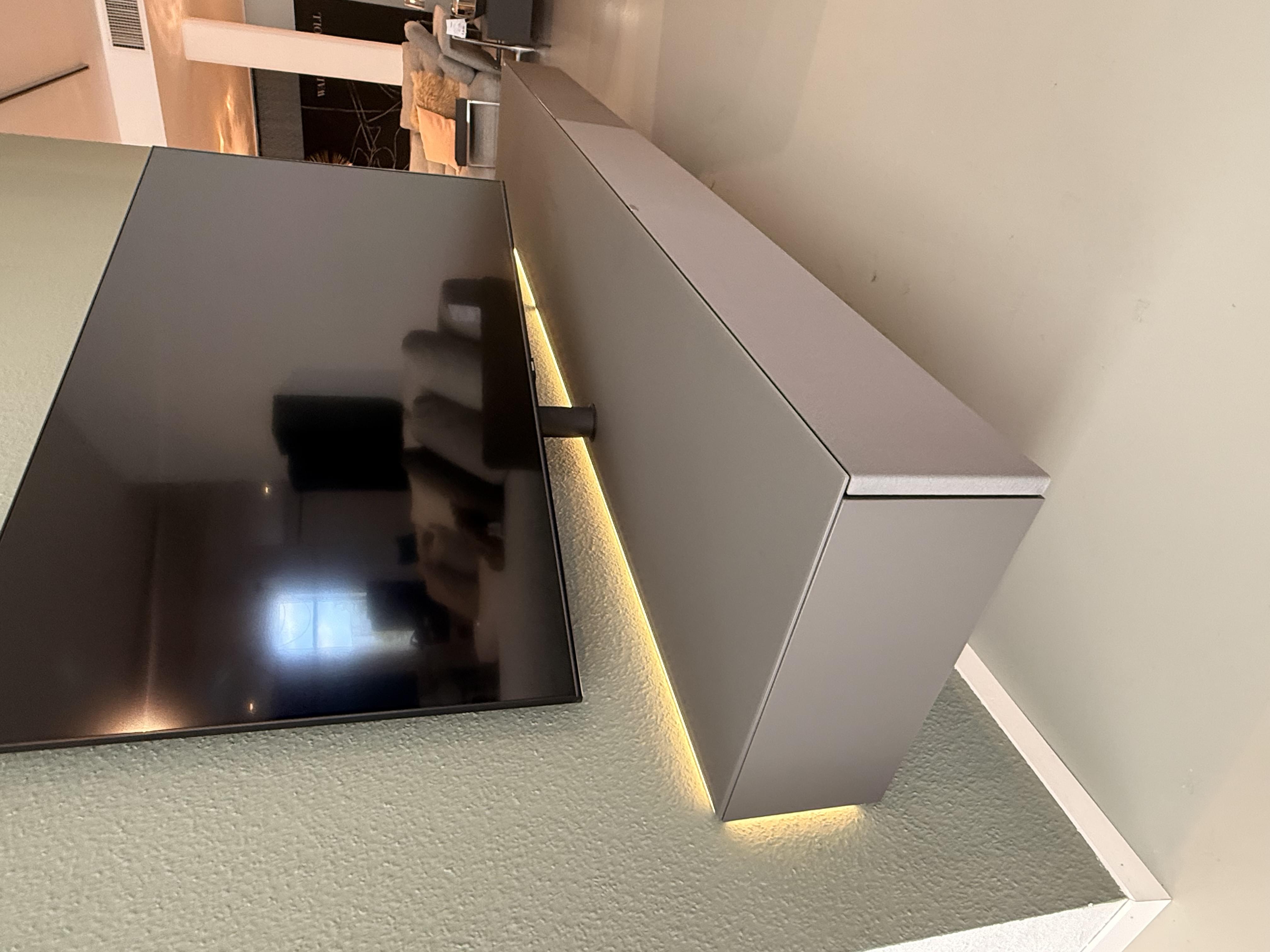 Kombination mit kraftvollem Soundsystem (Canton & Sonos)