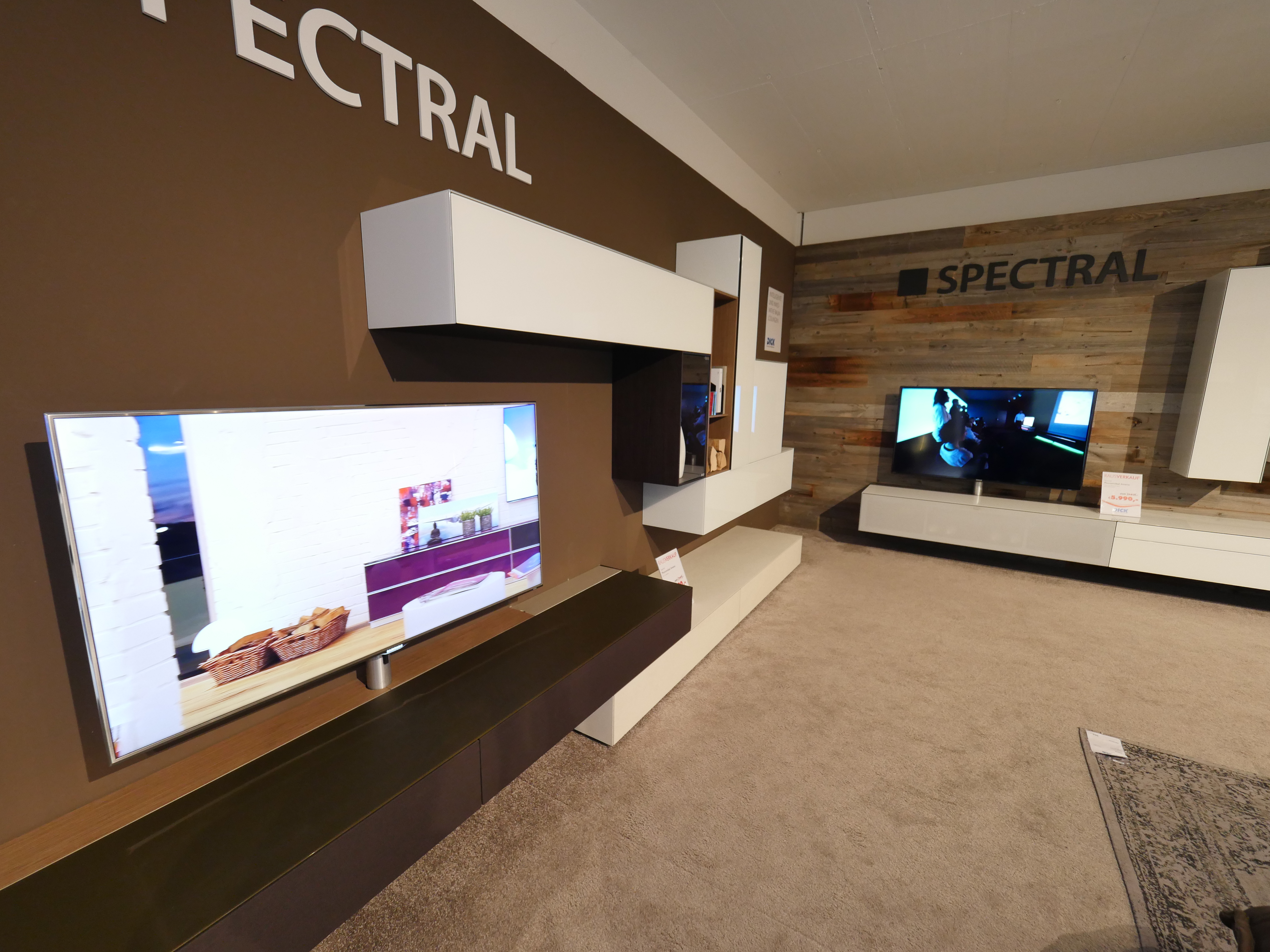 Spectral Wohnwand Ameno