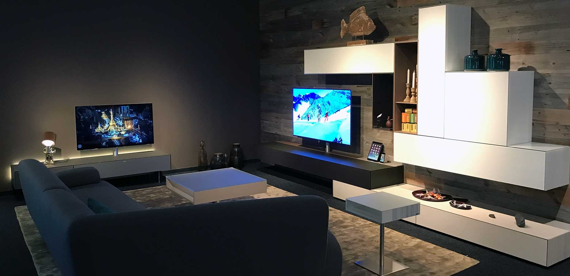 showroom-de-03_1860x900