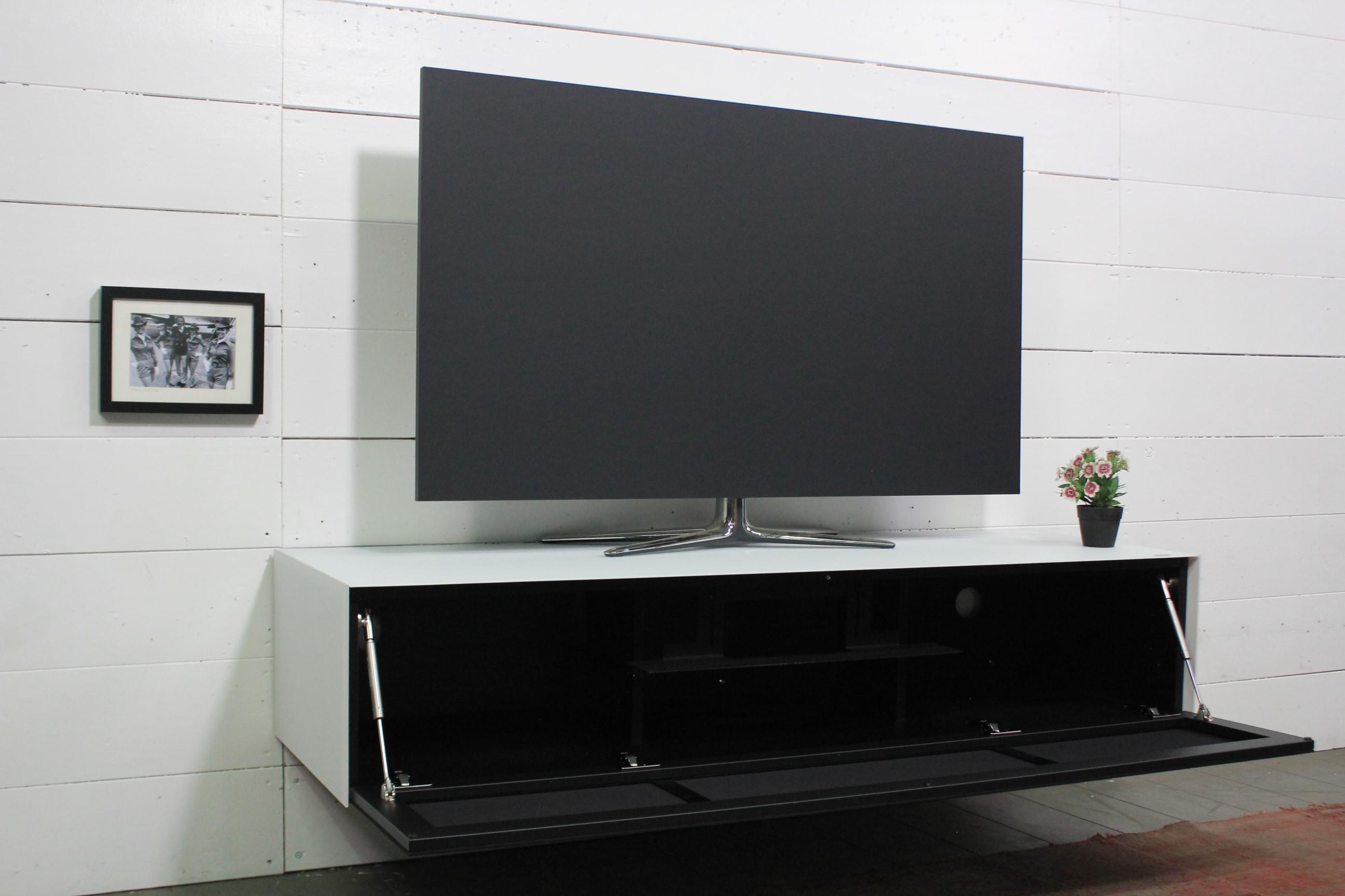 AM-157-SNG Lowboard für Soundbar Integration