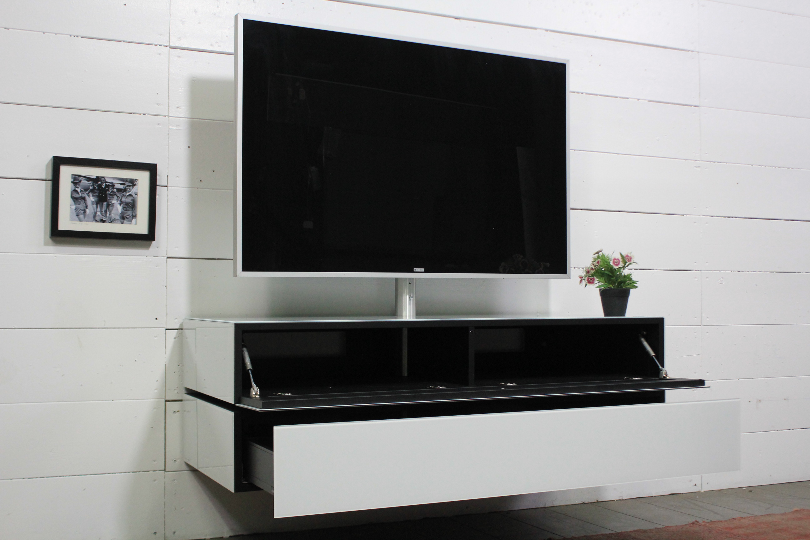 BR1202-SNG Lowboard für Stauraum