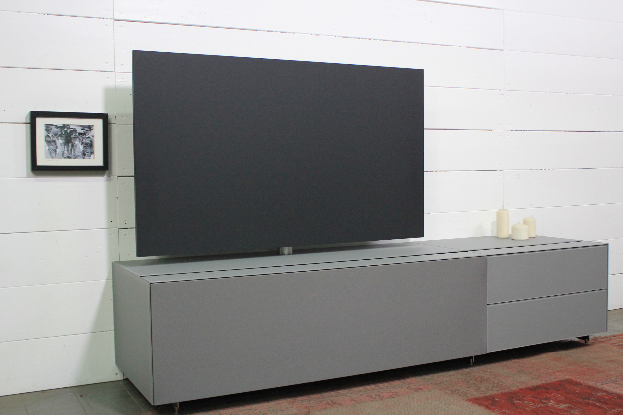CO5+CO2-CM Lowboard mit Soundsystem BRA2