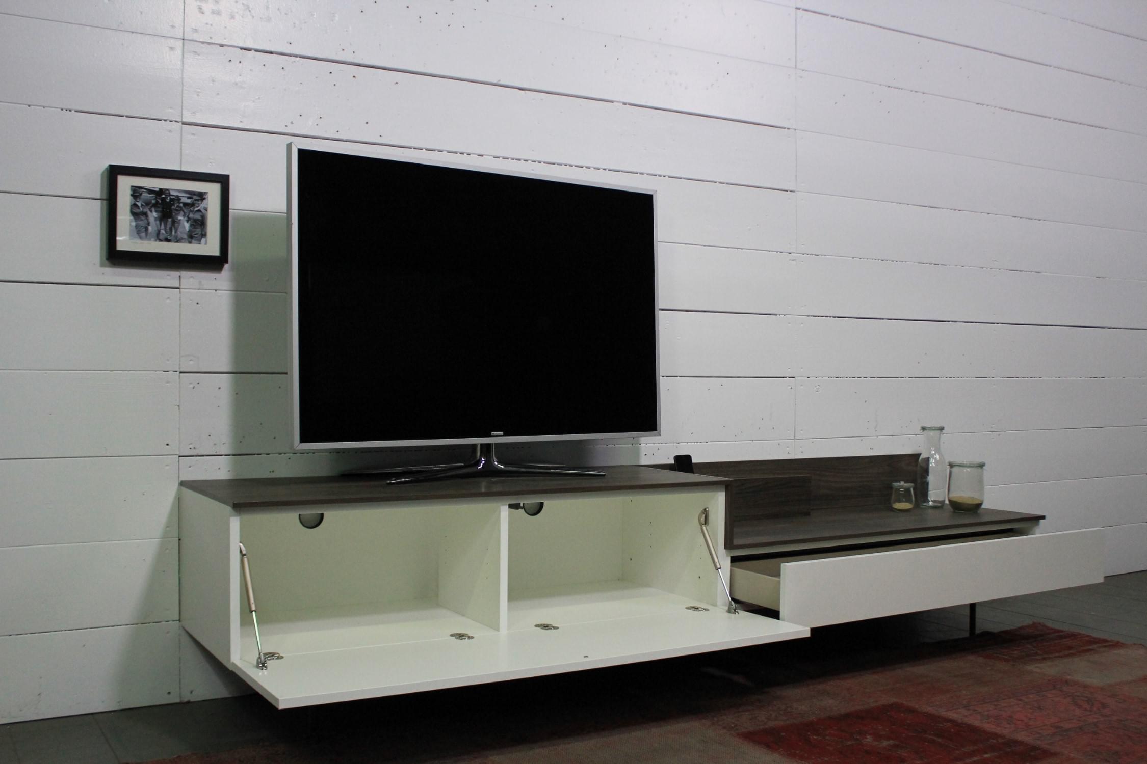 Lowboard für Stauraum