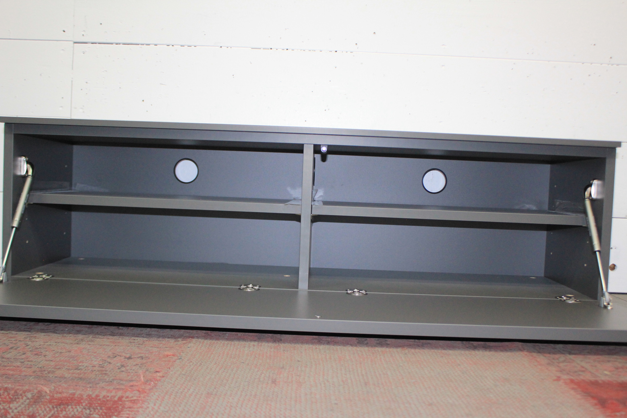 NX1104-GN Lowboard mit Stauraum