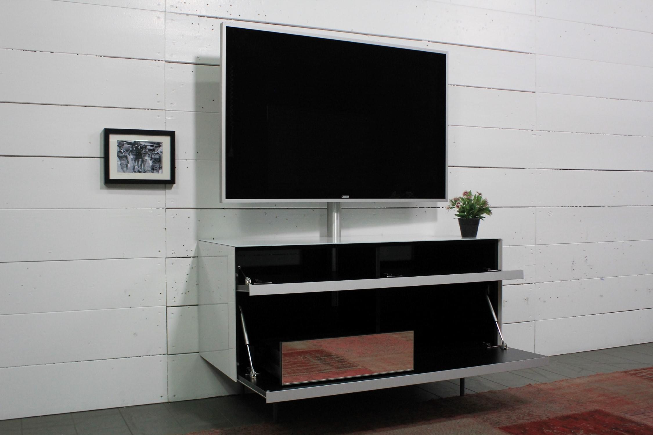 SC1107-NCS Lowboard für Stauraum