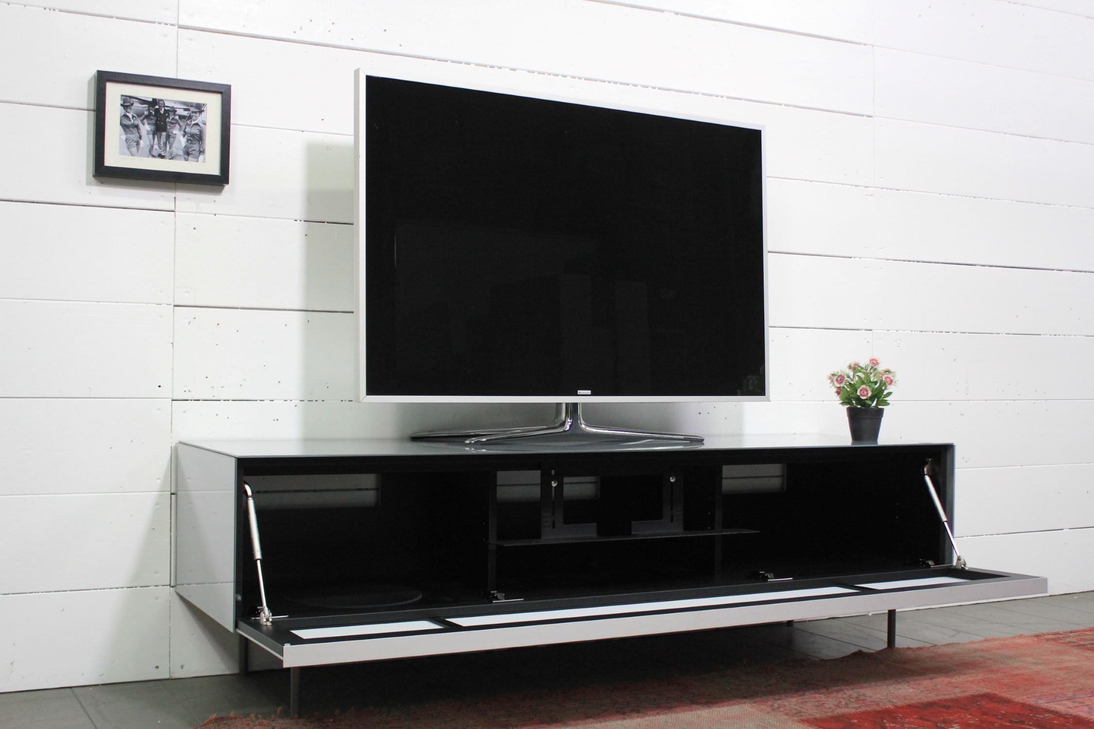 SC1654-SV Lowboard für Soundbar Integration