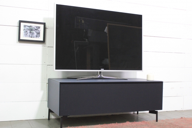 so-sc-0720sc1104-nb-lr-bf-kl-eftv