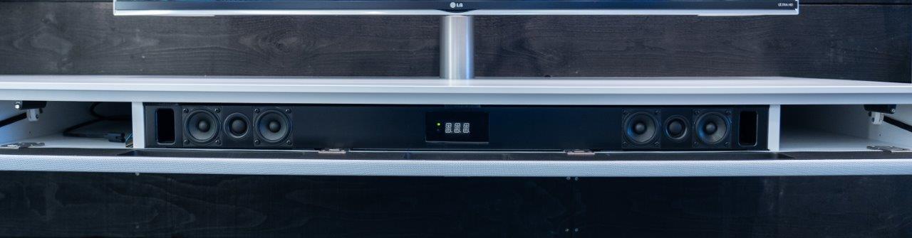 TWP21 Wohnwand mit Soundsystem XTA1