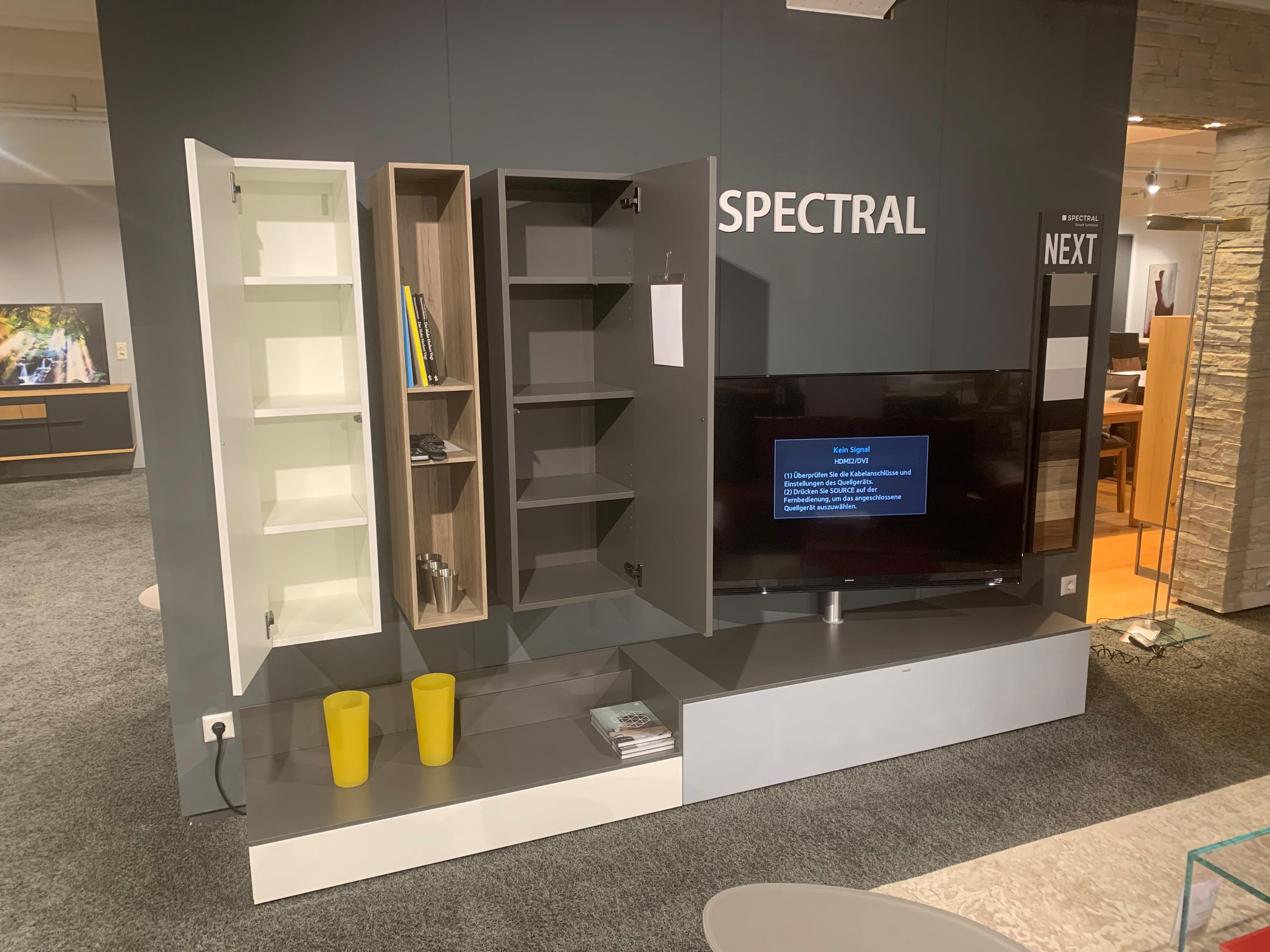 Next Kombination inkl. Soundsystem und TV-Halterung