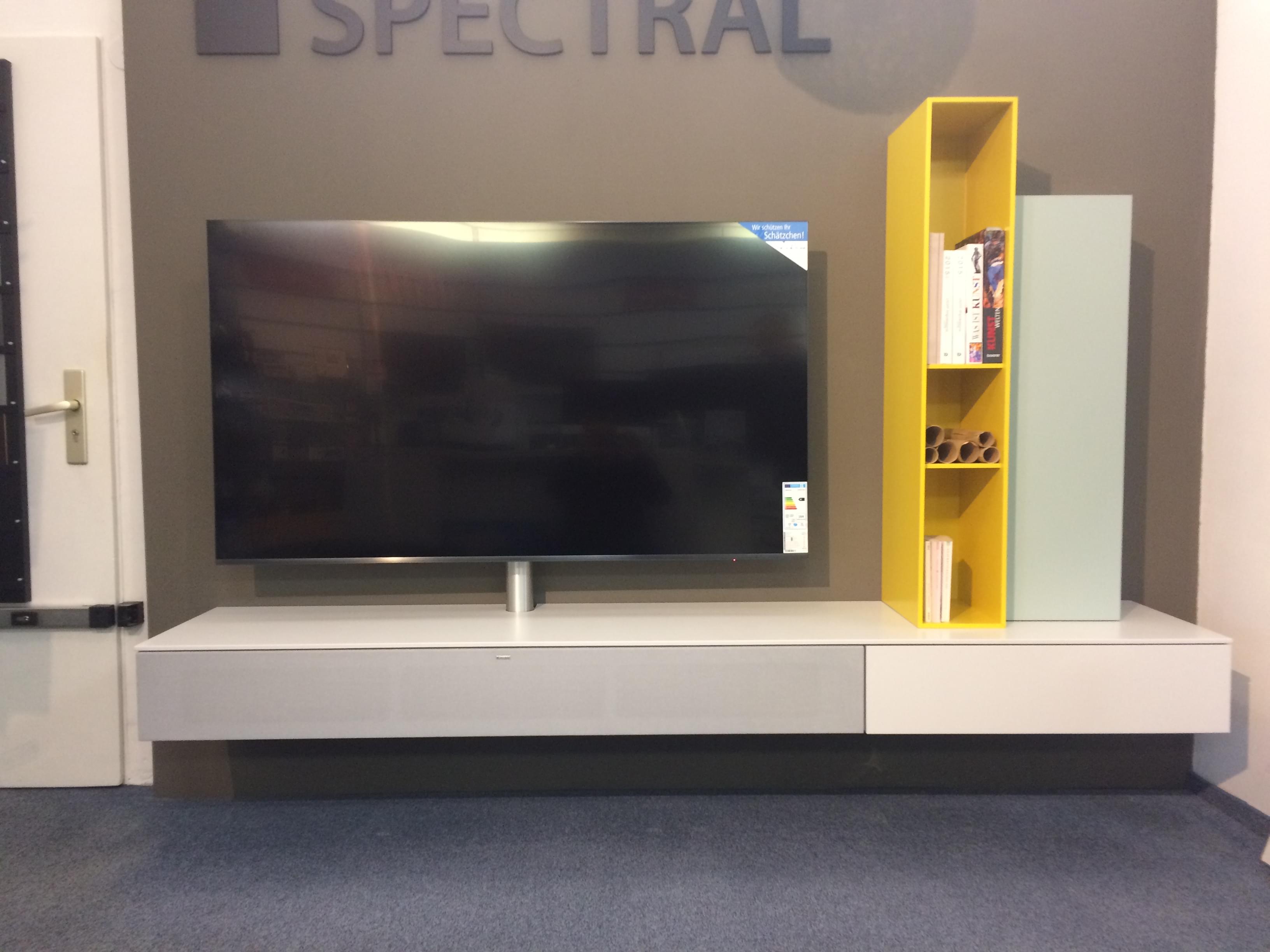 Spectral möbel outlet. Auf der Suche nach Showroom